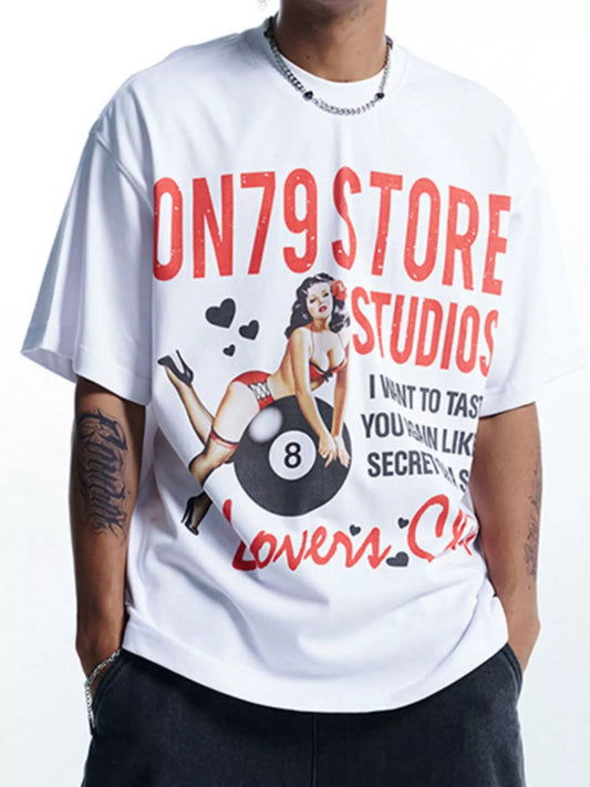 Men's graphic t-shirt front view round neck